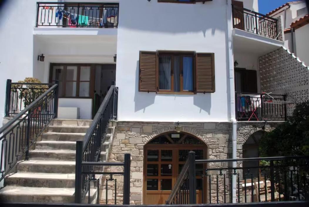 Samos - Kokkari - Eirini'S Studios Bagian luar foto