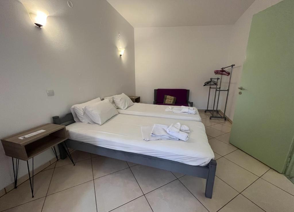 Samos - Kokkari - Eirini'S Studios Bagian luar foto