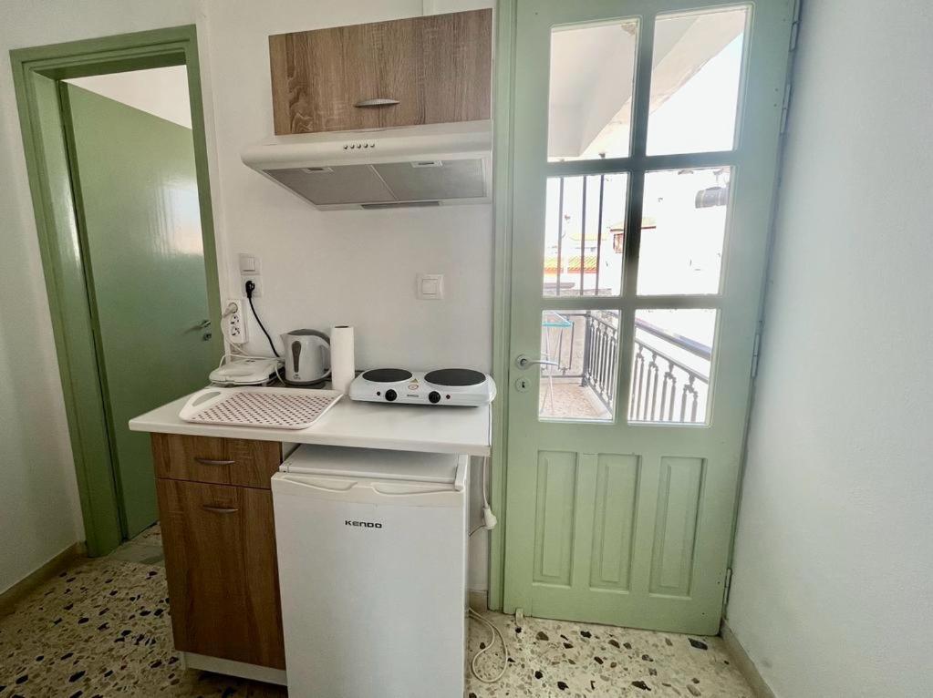Samos - Kokkari - Eirini'S Studios Bagian luar foto